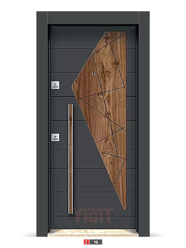 Siyah çelik kapı, ahşap geometrik panel detaylı